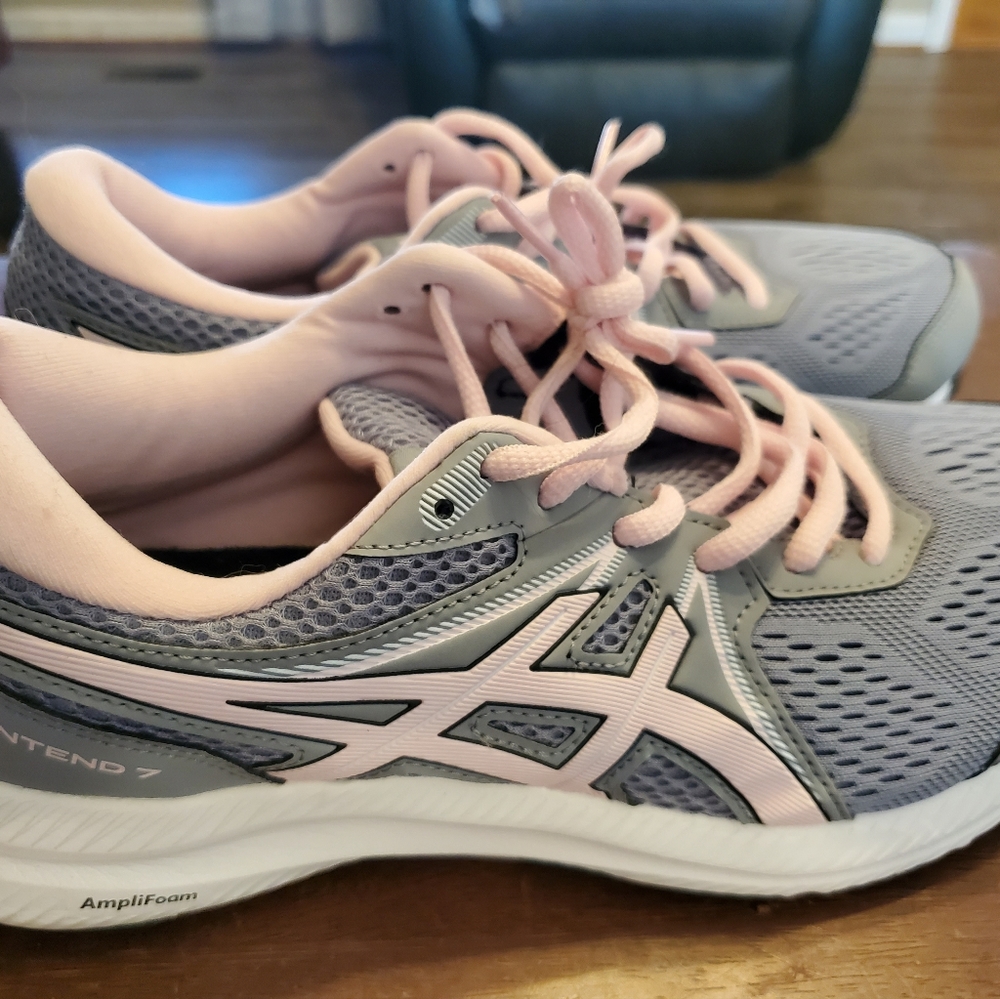 ASICS Gel-Contend 7